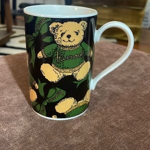 NWT Vintage Harrods Sweater Bear 4” Mug